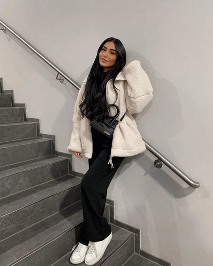 KAJA – Soft teddy coat