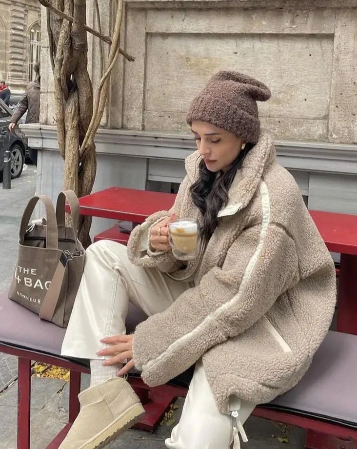 KAJA – Soft teddy coat
